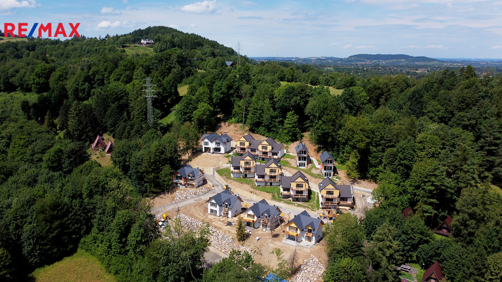 +420 776 335 999, ladislav.urbancik@re-max.cz