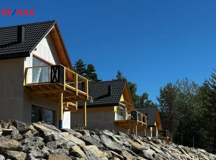 +420 776 335 999, ladislav.urbancik@re-max.cz