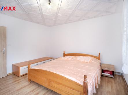 +420 604 191 744 I denisa.myslivcova@re-max.cz