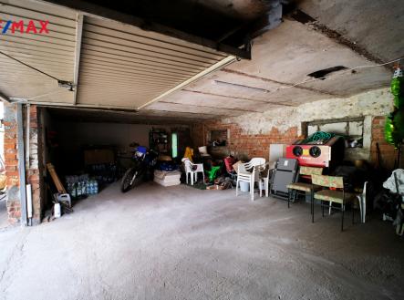 +420 604 191 744 I denisa.myslivcova@re-max.cz