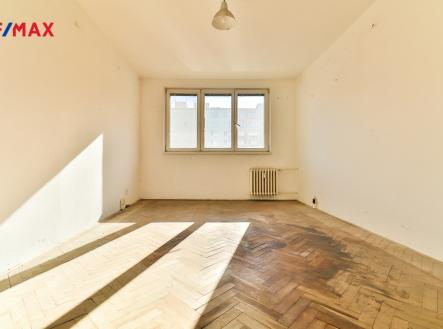 +420 739 604 767 I www.vaclavadamcik.cz I vaclav.adamcik@re-max.cz I prodej bytu Mánesova, Ostrava