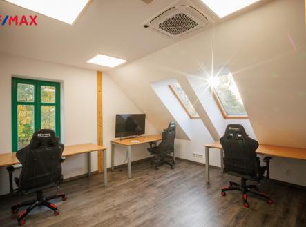 Pronájem kanceláře, 80 m² obrázek