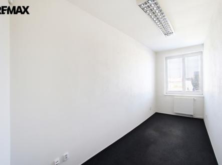 Pronájem kanceláře, 27 m²