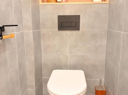 Pronájem bytu, 2+1, 1 762 m²