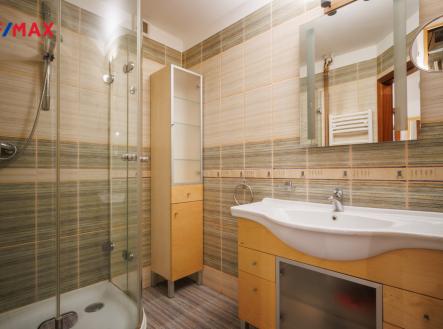 Pronájem bytu, 3+kk, 75 m²