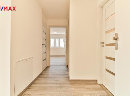 Pronájem bytu, 3+1, 50 m²