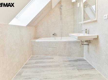 Pronájem bytu, 3+1, 50 m²