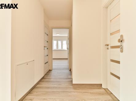 Pronájem bytu, 3+1, 50 m²