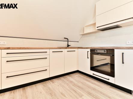 Pronájem bytu, 2+kk, 40 m²