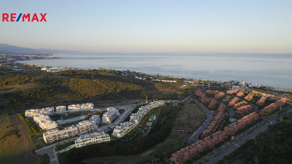 +420 739 604 767 I www.vaclavadamcik.cz I vaclav.adamcik@re-max.cz I prodej apartmánu 4+kk, Španělsko