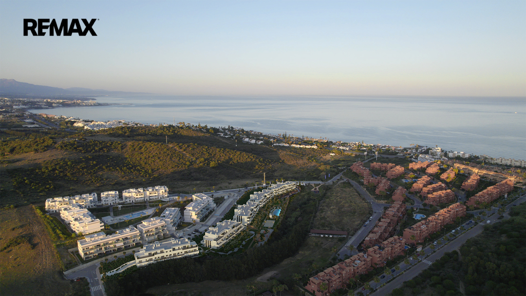 +420 739 604 767 I www.vaclavadamcik.cz I vaclav.adamcik@re-max.cz I prodej apartmánu 4+kk, Španělsko