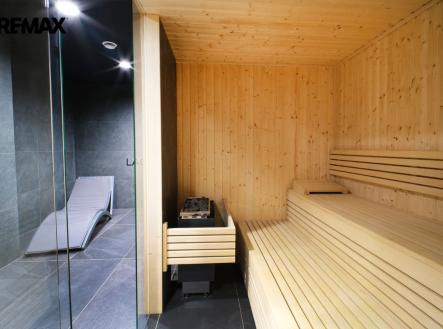 +420 730 823 682 | denisa.sochova@re-max.cz