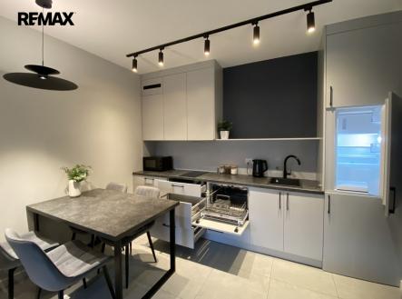 Prodej bytu, 1+kk, 56 m²