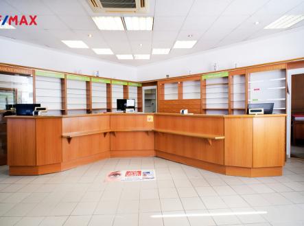 Pronájem obchodní prostor, 156 m²