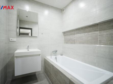 Pronájem bytu, 3+1, 66 m²