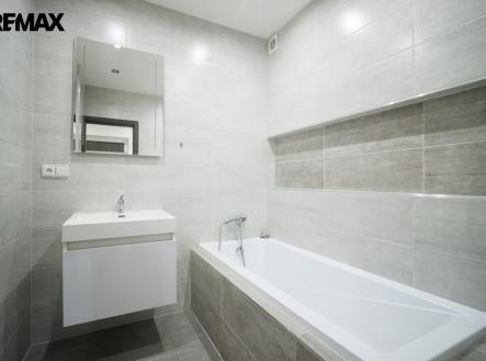 Pronájem bytu, 3+1, 66 m²