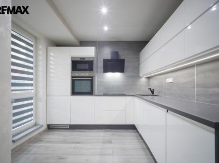 Pronájem bytu, 3+1, 66 m²