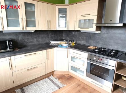 Pronájem bytu, 3+1, 77 m²