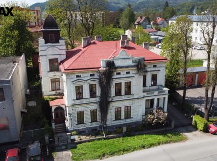 Prodej kanceláře, 350 m²