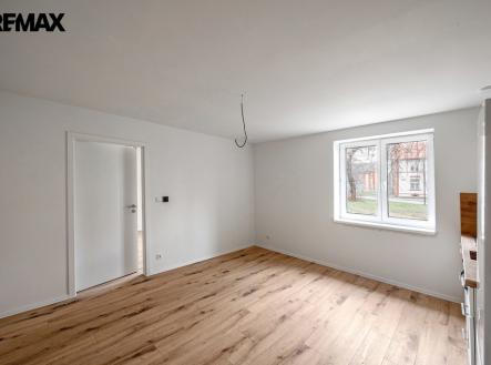 Pronájem bytu, 2+kk, 44 m²