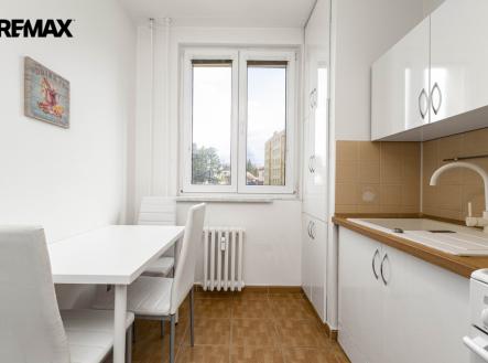 Pronájem bytu, 2+1, 43 m²