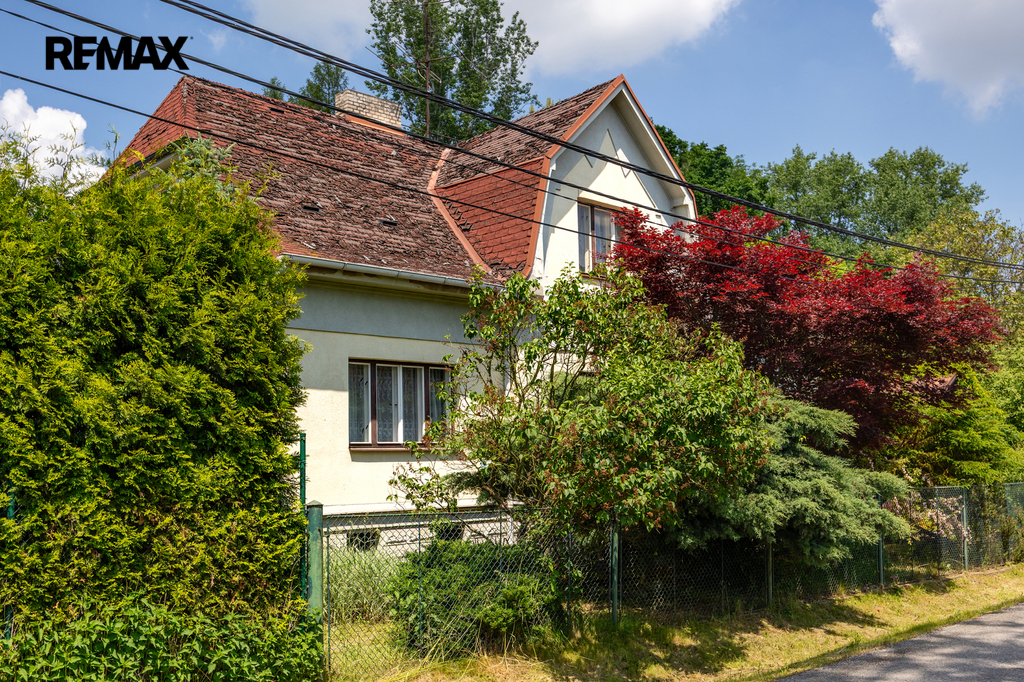 +420 721 415 122|Lucie Krechterová|lucie.krechterova@remax.cz