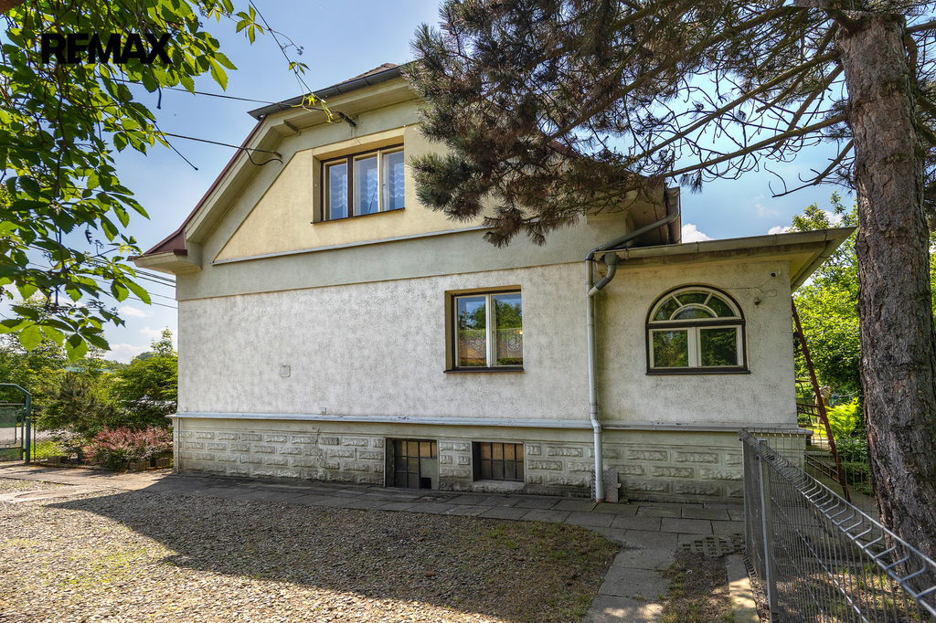 +420 721 415 122|Lucie Krechterová|lucie.krechterova@remax.cz