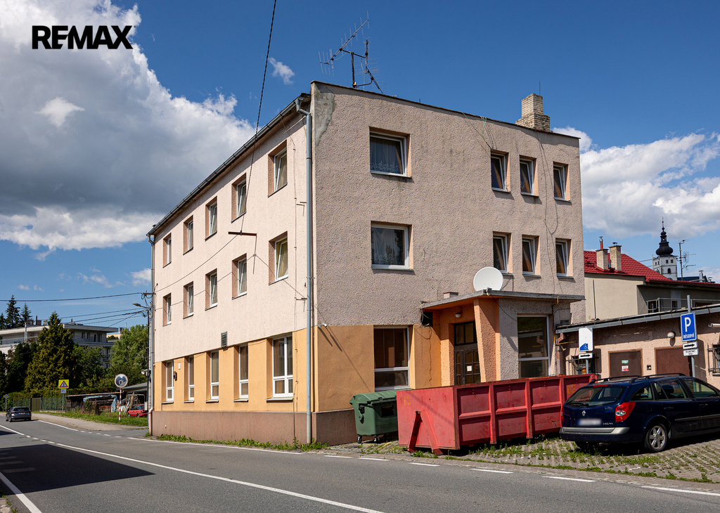 +420 721 415 122|Lucie Krechterová|lucie.krechterova@remax.cz
