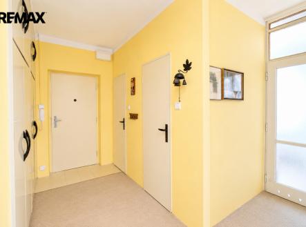 Byt 3+1| Denisa Sochová | +420 730 823 682 | denisa.sochova@re-max.cz