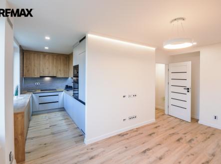 Pronájem bytu, 3+kk, 63 m²