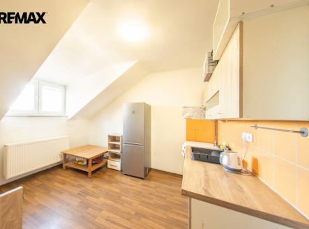 Pronájem bytu, 1+1, 44 m²