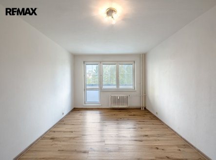 Pronájem bytu, 1+kk, 30 m²