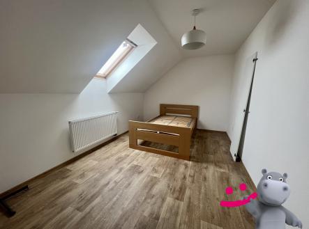 Pronájem - dům/vila, 80 m²