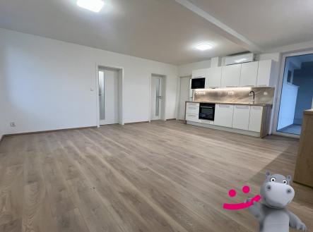 Pronájem bytu, 4+kk, 92 m²