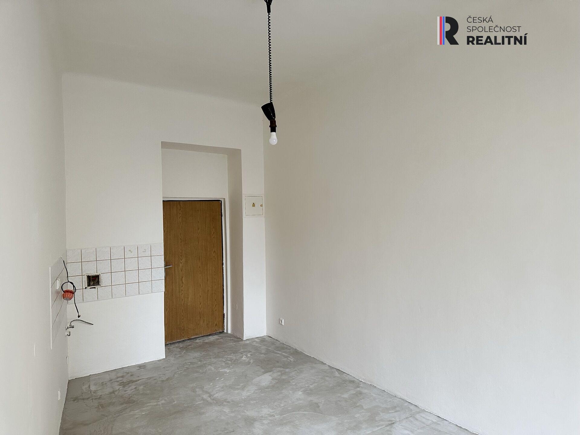 Prodej družstevního bytu 1+kk, 20,1 m², Praha – Pod Čertovou skalou