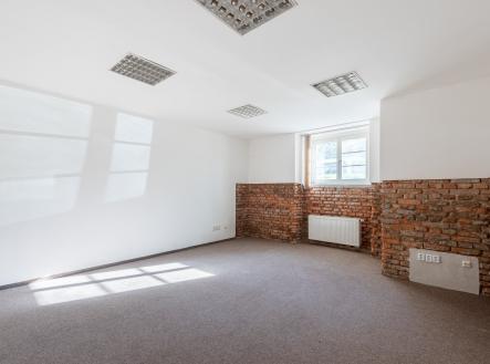 Pronájem kanceláře, 91 m²