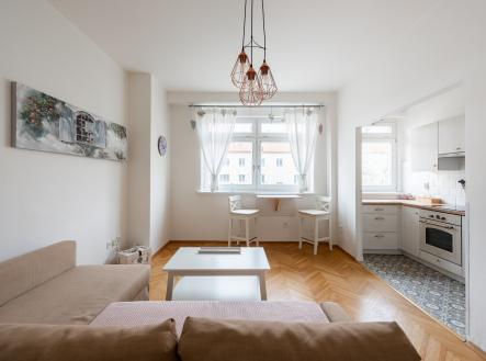 Pronájem bytu, 2+kk, 52 m²