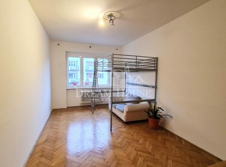 Pronájem bytu, 1+kk, 30 m²