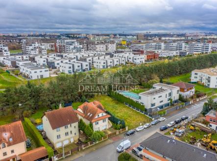 Prodej pozemku pro bydlení, 932 m²