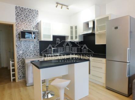 Pronájem bytu, 2+kk, 57 m²