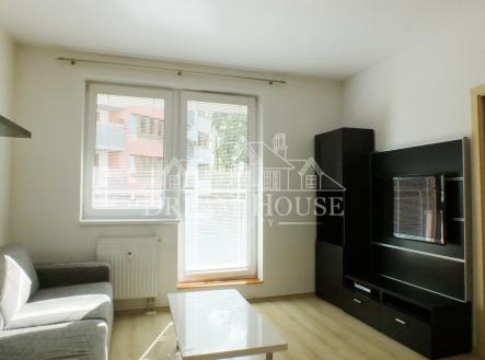 Pronájem bytu, 2+kk, 57 m²