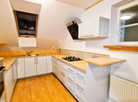 Pronájem bytu, 4+kk, 120 m²