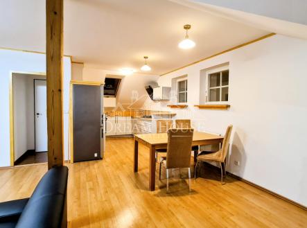 Pronájem bytu, 4+kk, 120 m²