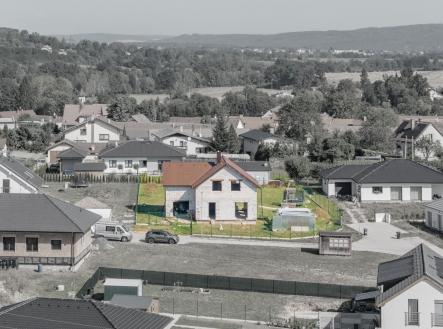 Prodej - pozemek pro bydlení, 1 310 m²