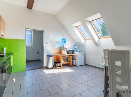 Prodej - skladovací prostor, 1 315 m²