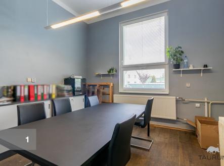 Prodej skladovací prostor, 2 983 m²