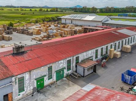 Prodej skladovací prostor, 2 983 m²