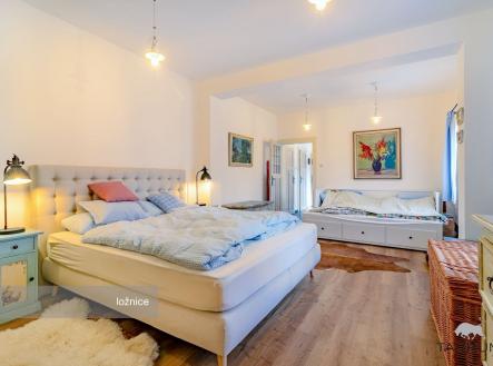 Prodej domu/vily, 730 m²