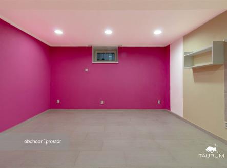 Prodej obchodní prostor, 147 m²