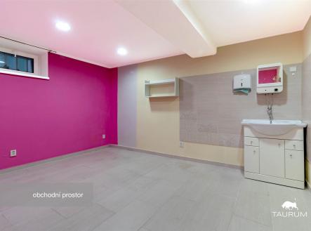 Prodej obchodní prostor, 147 m²